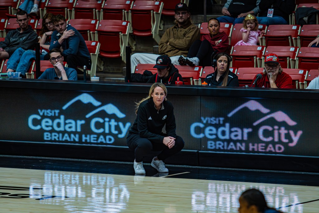 Women’s basketball suffers first double-digit loss since January